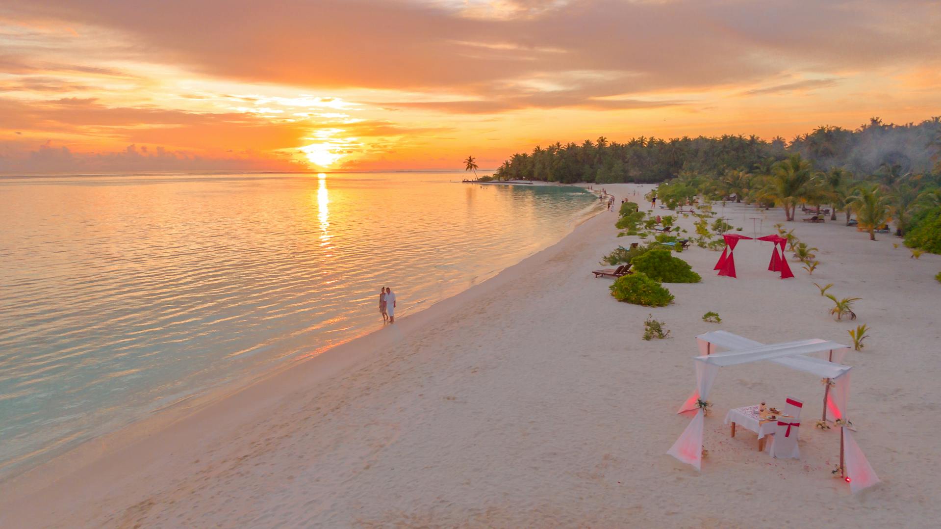 Adventure Republiq Honeymoon